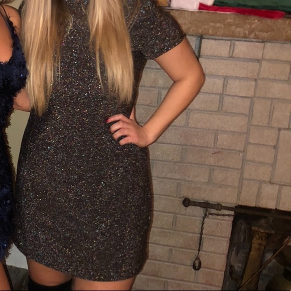 Black dress with multicolor sparkles - Picture 4 of 5